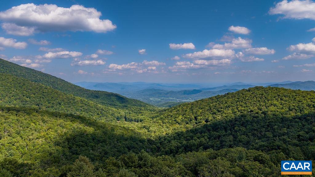 85 FORTUNES PT, WINTERGREEN, Virginia 22967, 3 Bedrooms Bedrooms, ,3 BathroomsBathrooms,Residential,14,85 FORTUNES PT,681301 MLS # 681301 85 FORTUNES PT, WINTERGREEN, Virginia 22967, 3 Bedrooms Bedrooms, ,3 BathroomsBathrooms,Residential,14,85 FORTUNES PT,681301 MLS # 681301