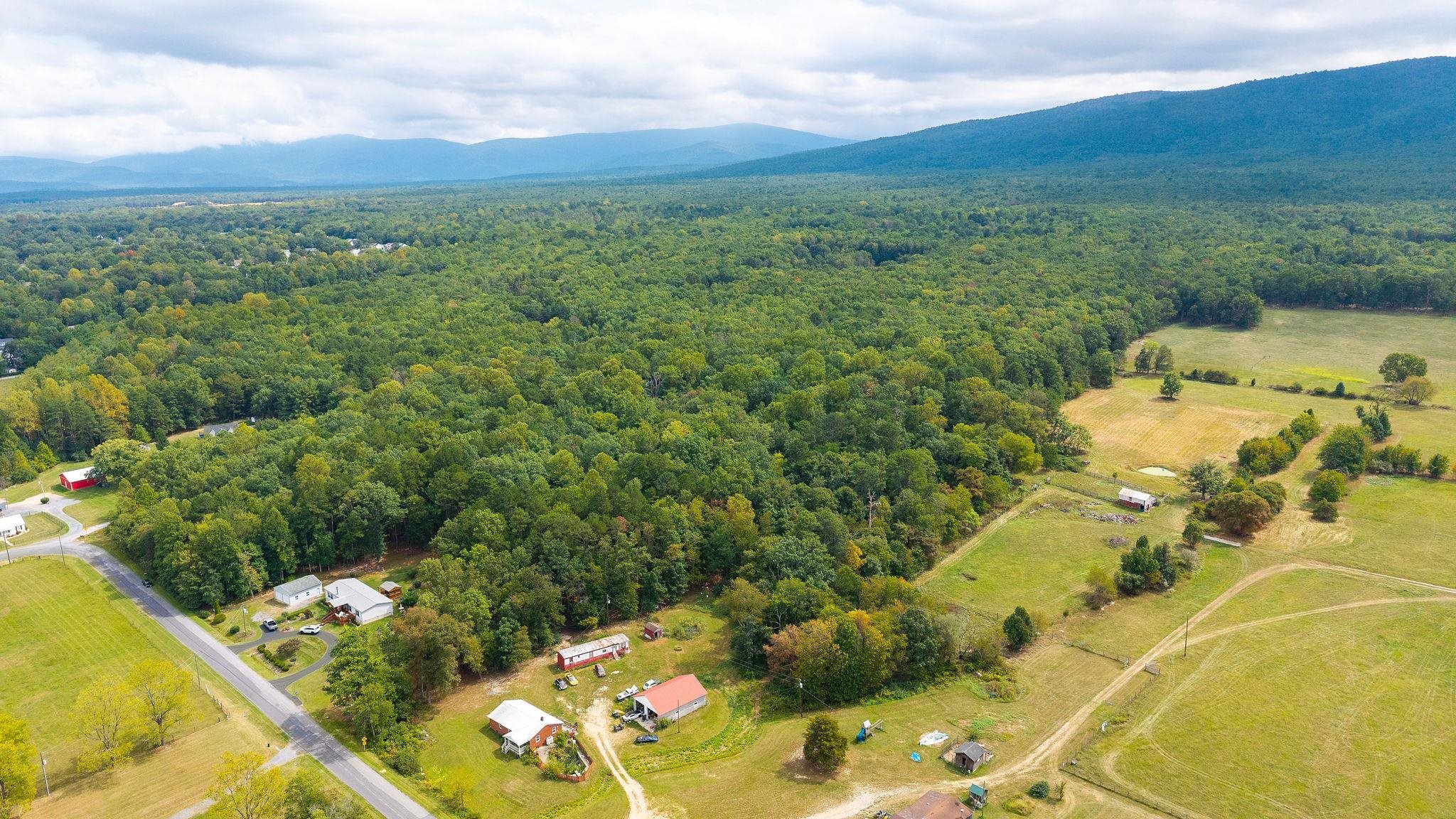 47.8 Acres HORSESHOE CIR, STUARTS DRAFT, Virginia 24477, ,Land,14,47.8 Acres HORSESHOE CIR,681885 MLS # 681885 47.8 Acres HORSESHOE CIR, STUARTS DRAFT, Virginia 24477, ,Land,14,47.8 Acres HORSESHOE CIR,681885 MLS # 681885