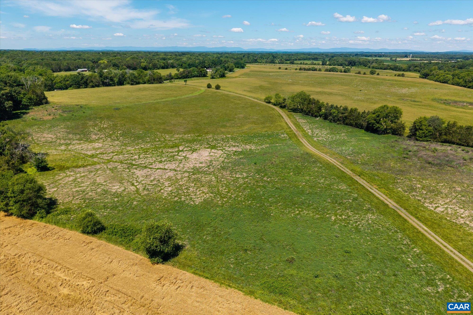 Block 4700 MIDLAND RD, MIDLAND, Virginia 22728, ,Farm,14,Block 4700 MIDLAND RD,679724 MLS # 679724 Block 4700 MIDLAND RD, MIDLAND, Virginia 22728, ,Farm,14,Block 4700 MIDLAND RD,679724 MLS # 679724