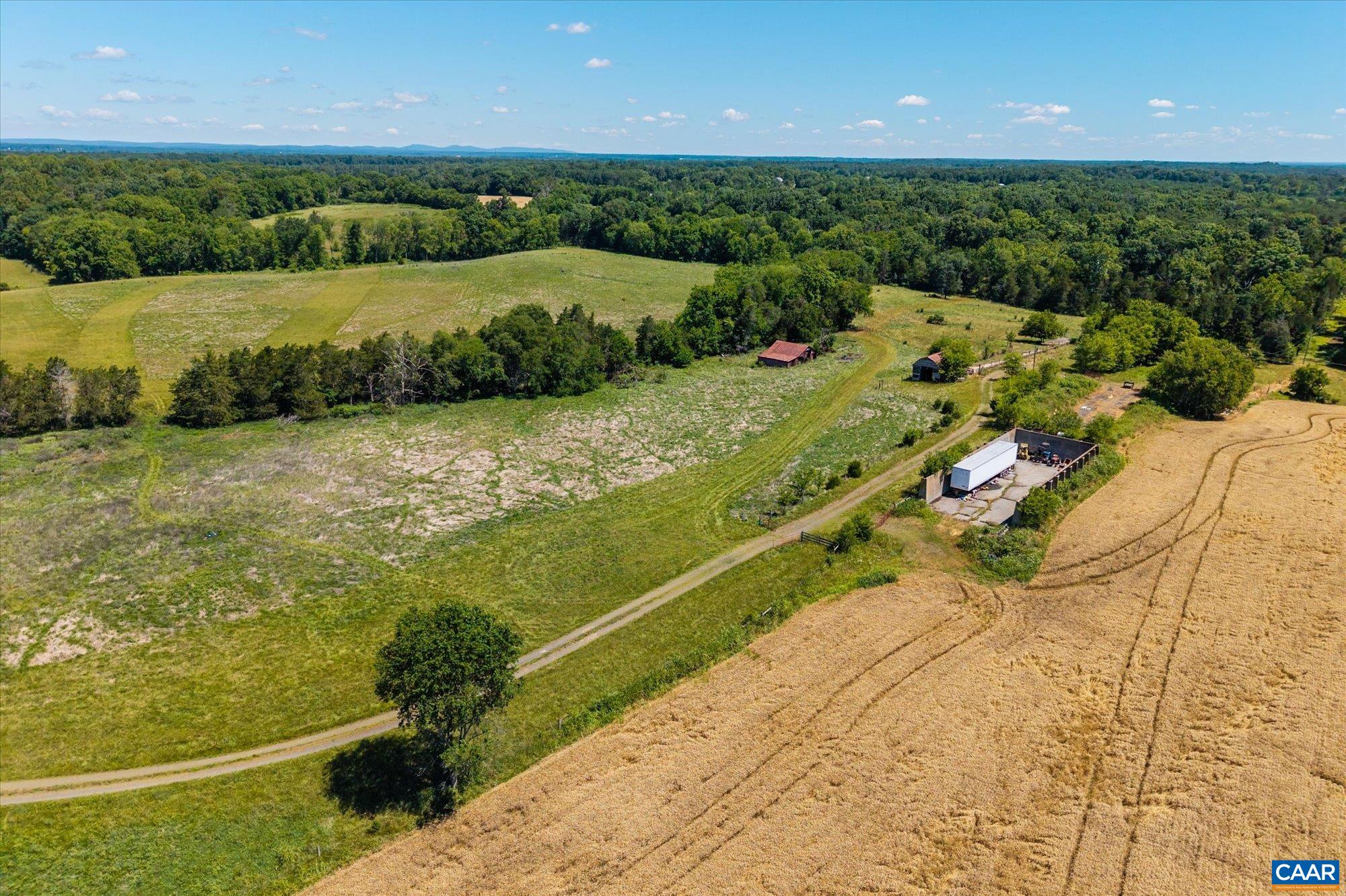 Block 4700 MIDLAND RD, MIDLAND, Virginia 22728, ,Farm,14,Block 4700 MIDLAND RD,679724 MLS # 679724 Block 4700 MIDLAND RD, MIDLAND, Virginia 22728, ,Farm,14,Block 4700 MIDLAND RD,679724 MLS # 679724