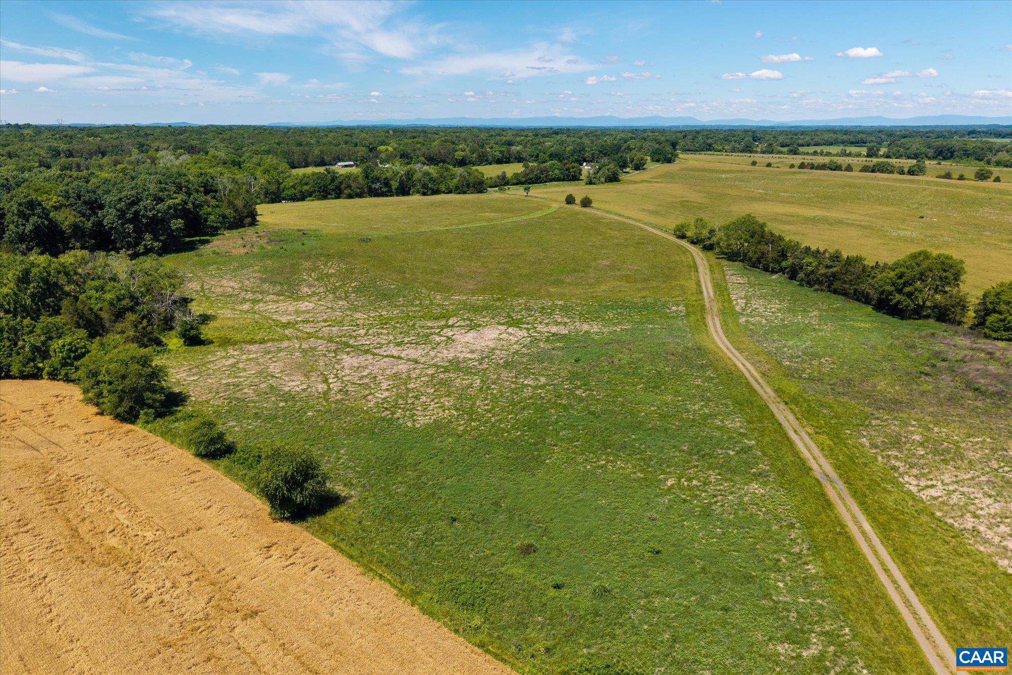 Block 4700 MIDLAND RD, MIDLAND, Virginia 22728, ,Farm,14,Block 4700 MIDLAND RD,679724 MLS # 679724 Block 4700 MIDLAND RD, MIDLAND, Virginia 22728, ,Farm,14,Block 4700 MIDLAND RD,679724 MLS # 679724