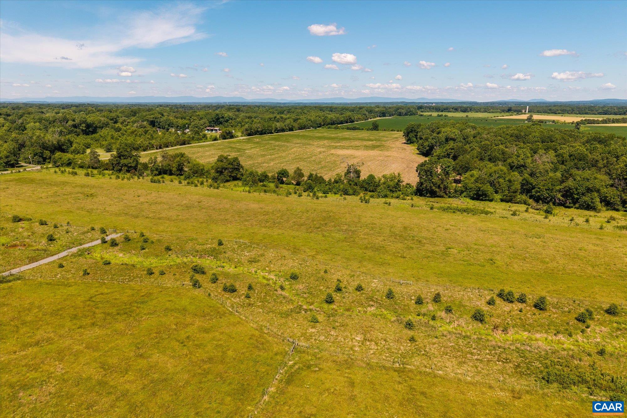 Block 4700 MIDLAND RD, MIDLAND, Virginia 22728, ,Farm,14,Block 4700 MIDLAND RD,679724 MLS # 679724 Block 4700 MIDLAND RD, MIDLAND, Virginia 22728, ,Farm,14,Block 4700 MIDLAND RD,679724 MLS # 679724