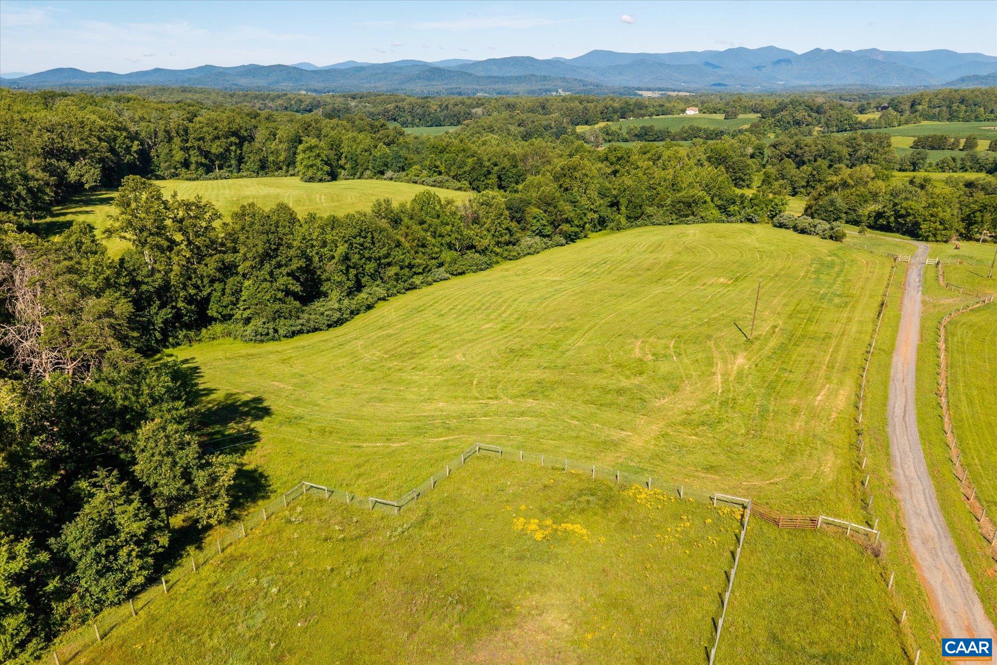 551 OLD HOMEPLACE LN, REVA, Virginia 22735, 3 Bedrooms Bedrooms, ,3 BathroomsBathrooms,Residential,14,551 OLD HOMEPLACE LN,679310 MLS # 679310 551 OLD HOMEPLACE LN, REVA, Virginia 22735, 3 Bedrooms Bedrooms, ,3 BathroomsBathrooms,Residential,14,551 OLD HOMEPLACE LN,679310 MLS # 679310