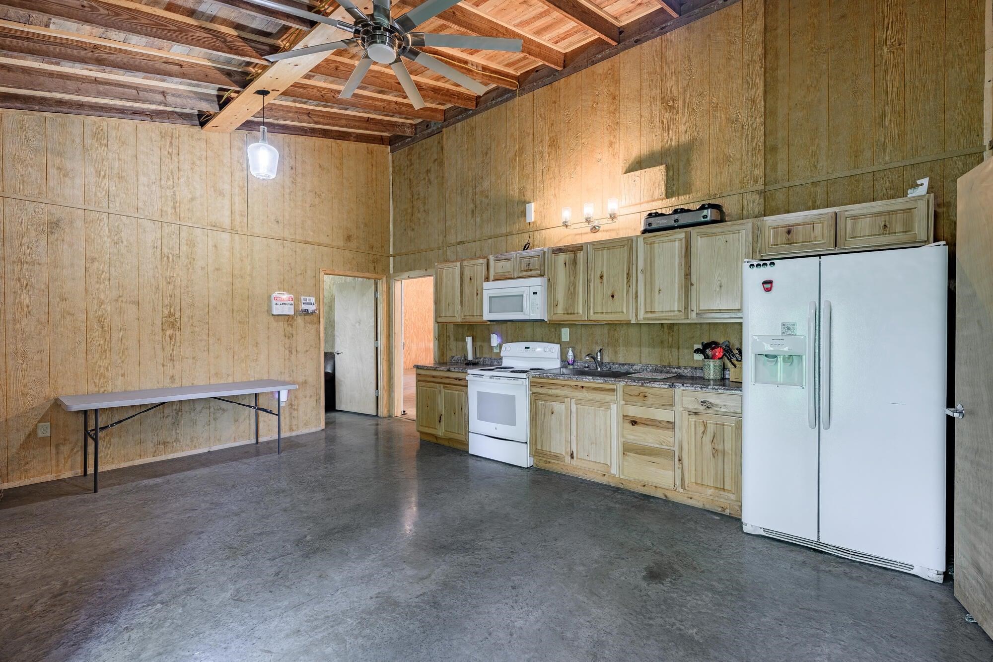 65 &amp; 190 WHISTLE HOLLOW LN, FAIRFIELD, Virginia 24435, 4 Bedrooms Bedrooms, ,3 BathroomsBathrooms,Residential,14,65 &amp; 190 WHISTLE HOLLOW LN,678959 MLS # 678959