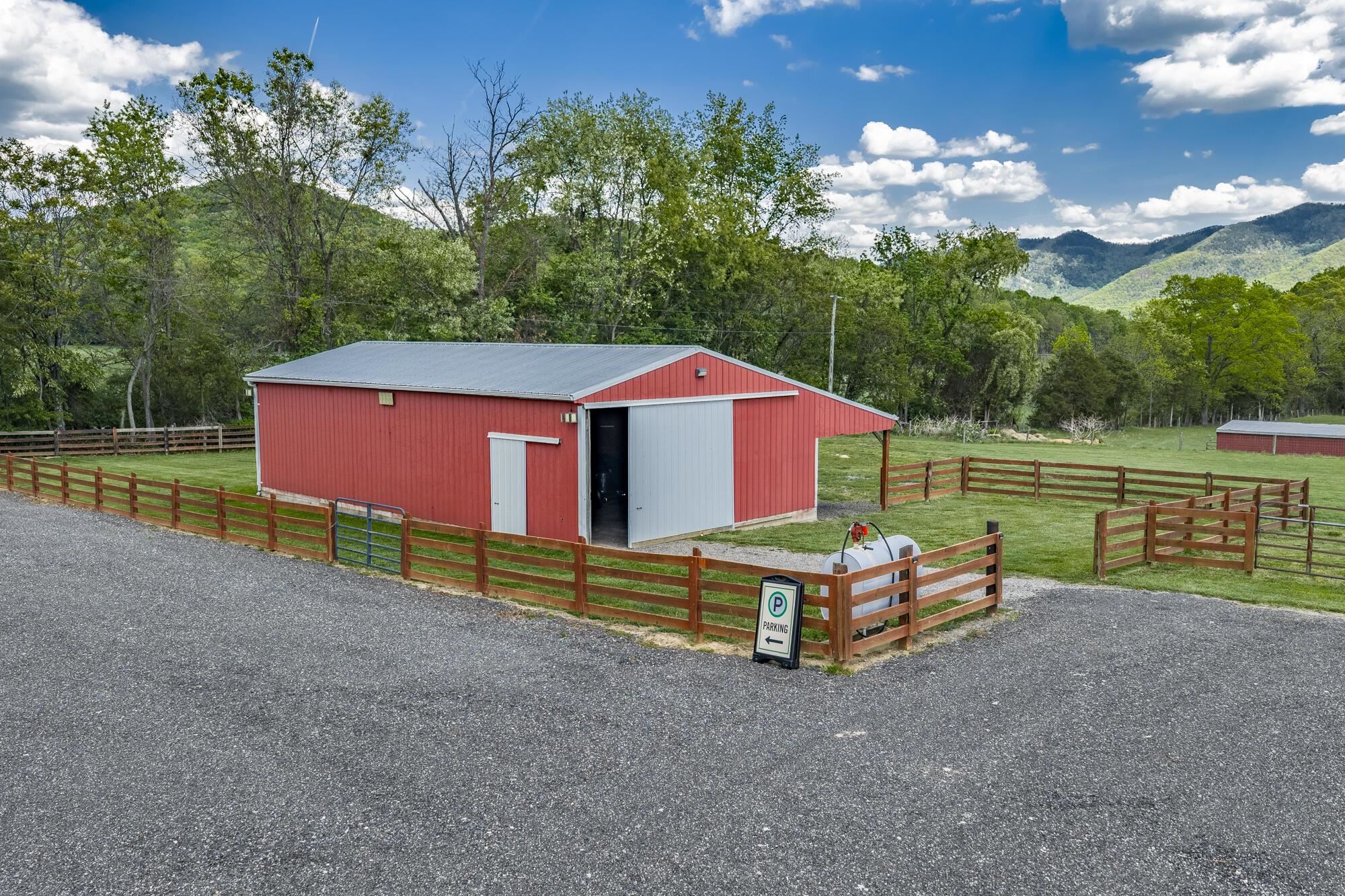 65 &amp; 190 WHISTLE HOLLOW LN, FAIRFIELD, Virginia 24435, 4 Bedrooms Bedrooms, ,3 BathroomsBathrooms,Residential,14,65 &amp; 190 WHISTLE HOLLOW LN,678959 MLS # 678959