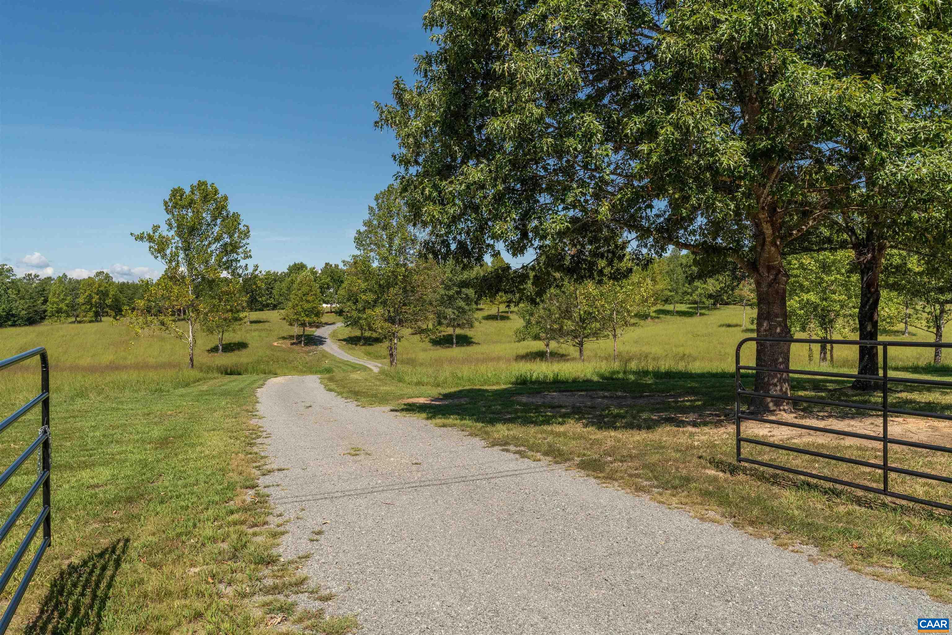 6518 JEFFERSON MILL RD, SCOTTSVILLE, Virginia 24590, 4 Bedrooms Bedrooms, ,4 BathroomsBathrooms,Residential,14,6518 JEFFERSON MILL RD,681928 MLS # 681928 6518 JEFFERSON MILL RD, SCOTTSVILLE, Virginia 24590, 4 Bedrooms Bedrooms, ,4 BathroomsBathrooms,Residential,14,6518 JEFFERSON MILL RD,681928 MLS # 681928
