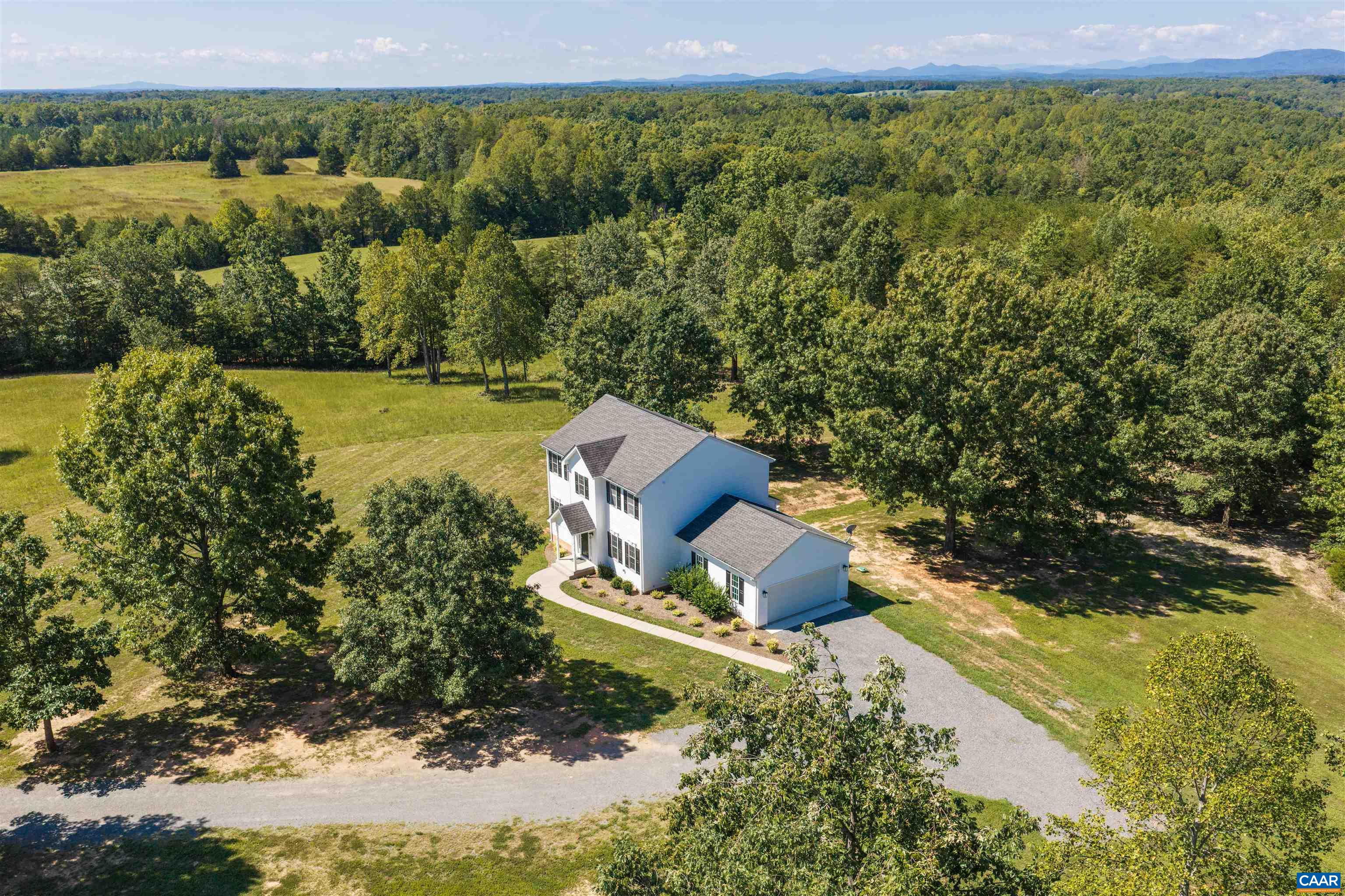 6518 JEFFERSON MILL RD, SCOTTSVILLE, Virginia 24590, 4 Bedrooms Bedrooms, ,4 BathroomsBathrooms,Residential,14,6518 JEFFERSON MILL RD,681928 MLS # 681928 6518 JEFFERSON MILL RD, SCOTTSVILLE, Virginia 24590, 4 Bedrooms Bedrooms, ,4 BathroomsBathrooms,Residential,14,6518 JEFFERSON MILL RD,681928 MLS # 681928