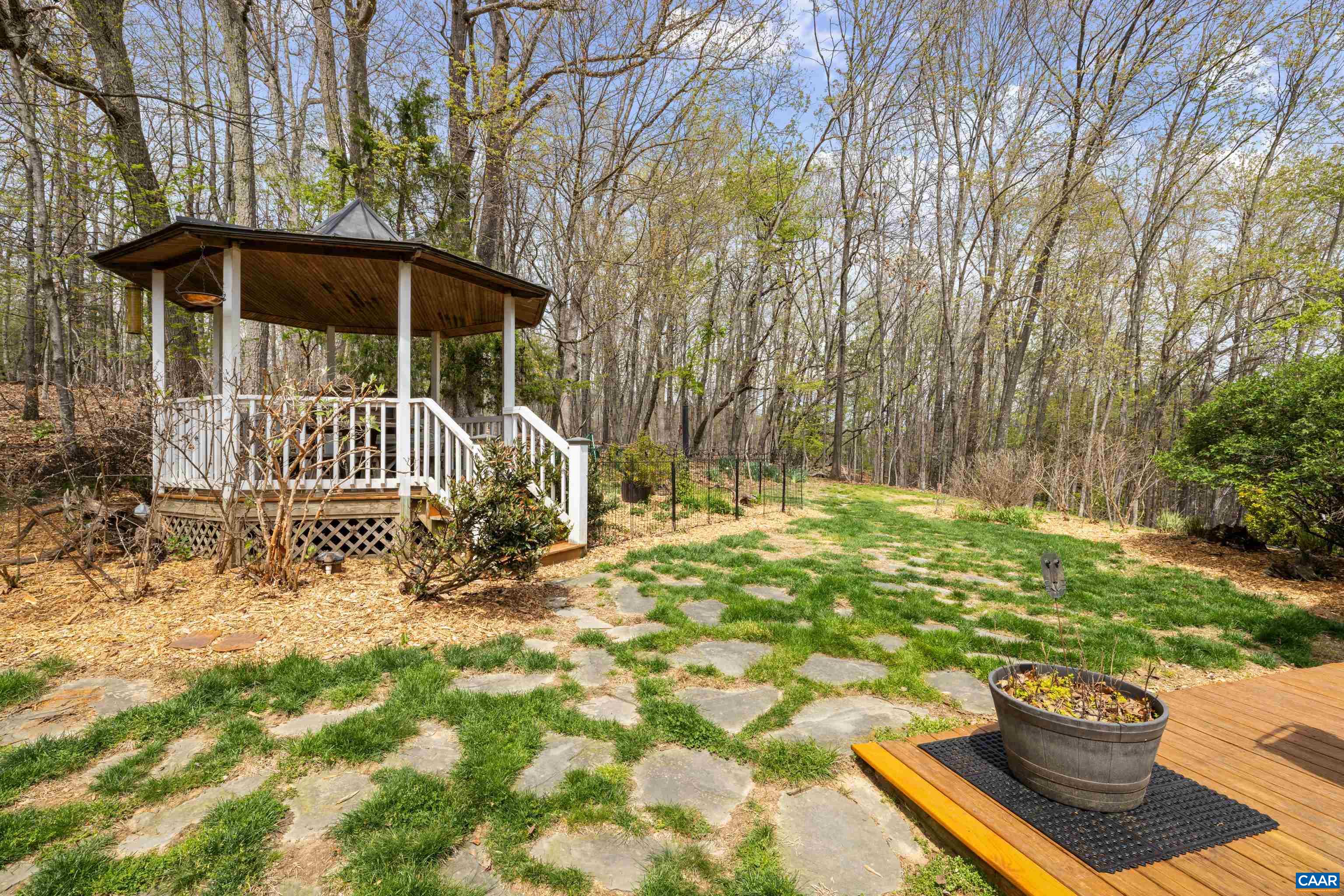 665 NEWPORT RD, SPOTTSWOOD, Virginia 24476, 4 Bedrooms Bedrooms, ,3 BathroomsBathrooms,Residential,14,665 NEWPORT RD,676038 MLS # 676038 665 NEWPORT RD, SPOTTSWOOD, Virginia 24476, 4 Bedrooms Bedrooms, ,3 BathroomsBathrooms,Residential,14,665 NEWPORT RD,676038 MLS # 676038