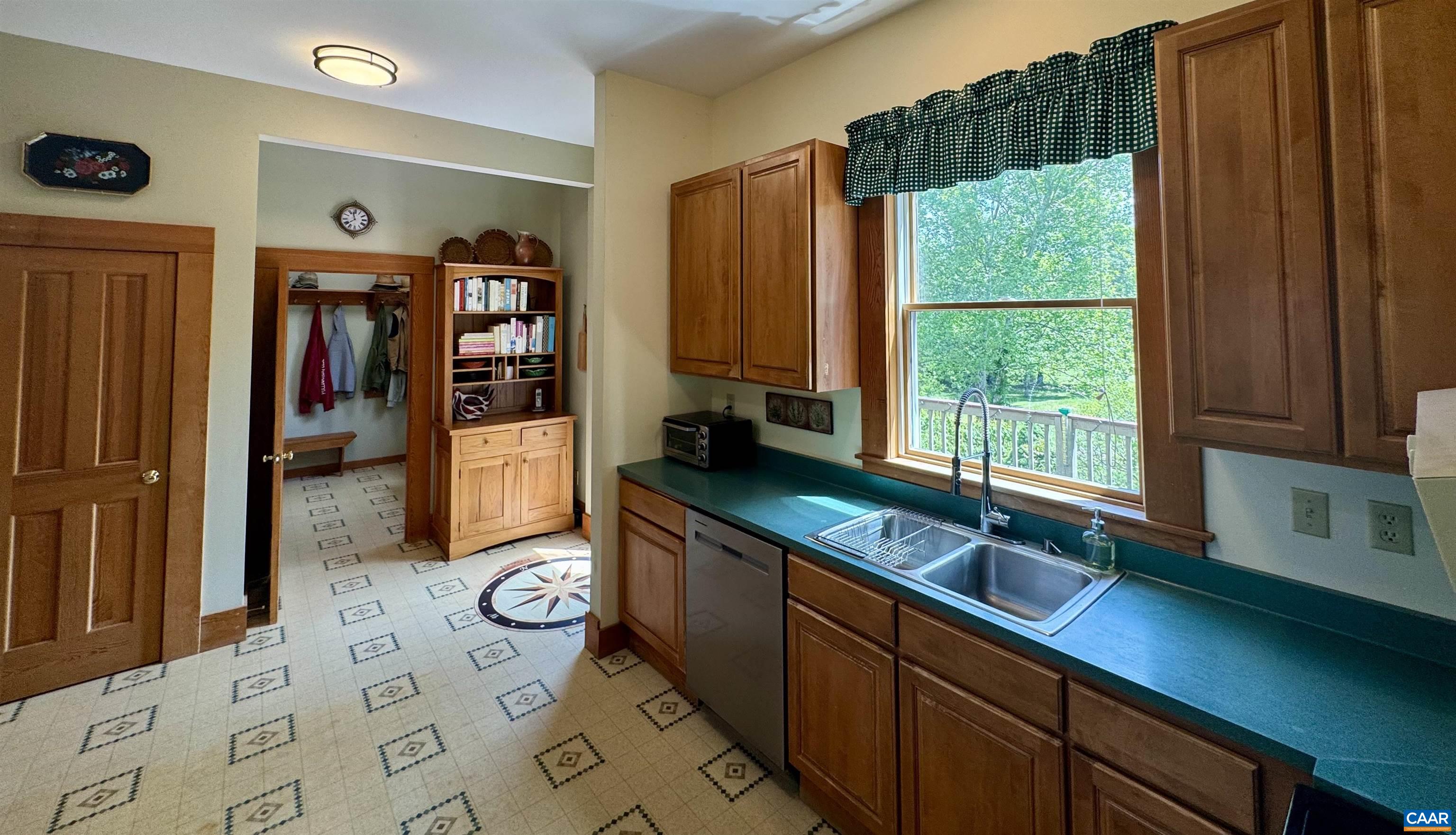 5362 BREAK HEART RD, CROZET, Virginia 22932, 4 Bedrooms Bedrooms, ,2 BathroomsBathrooms,Residential,14,5362 BREAK HEART RD,678211 MLS # 678211 5362 BREAK HEART RD, CROZET, Virginia 22932, 4 Bedrooms Bedrooms, ,2 BathroomsBathrooms,Residential,14,5362 BREAK HEART RD,678211 MLS # 678211
