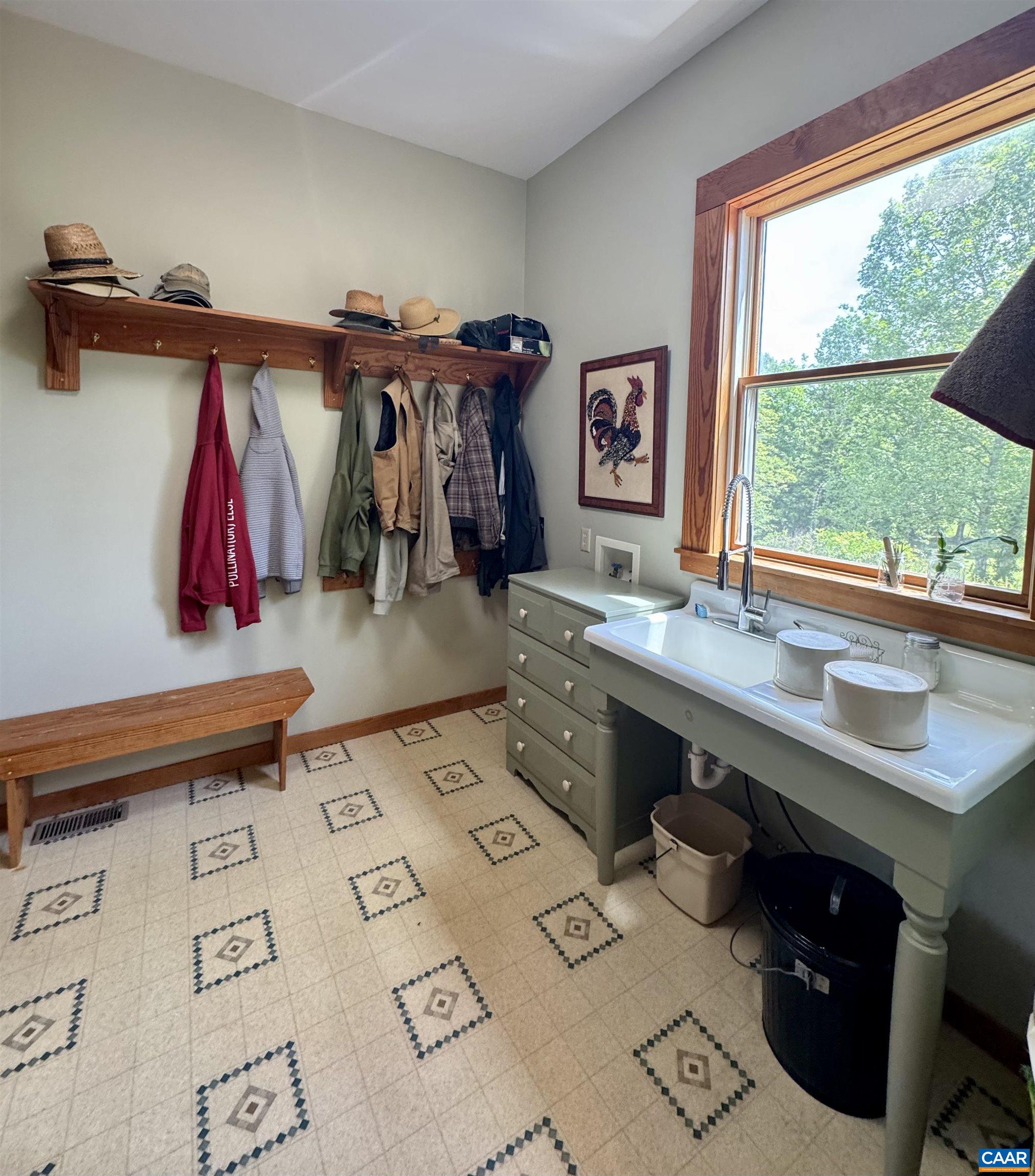 5362 BREAK HEART RD, CROZET, Virginia 22932, 4 Bedrooms Bedrooms, ,2 BathroomsBathrooms,Residential,14,5362 BREAK HEART RD,678211 MLS # 678211 5362 BREAK HEART RD, CROZET, Virginia 22932, 4 Bedrooms Bedrooms, ,2 BathroomsBathrooms,Residential,14,5362 BREAK HEART RD,678211 MLS # 678211