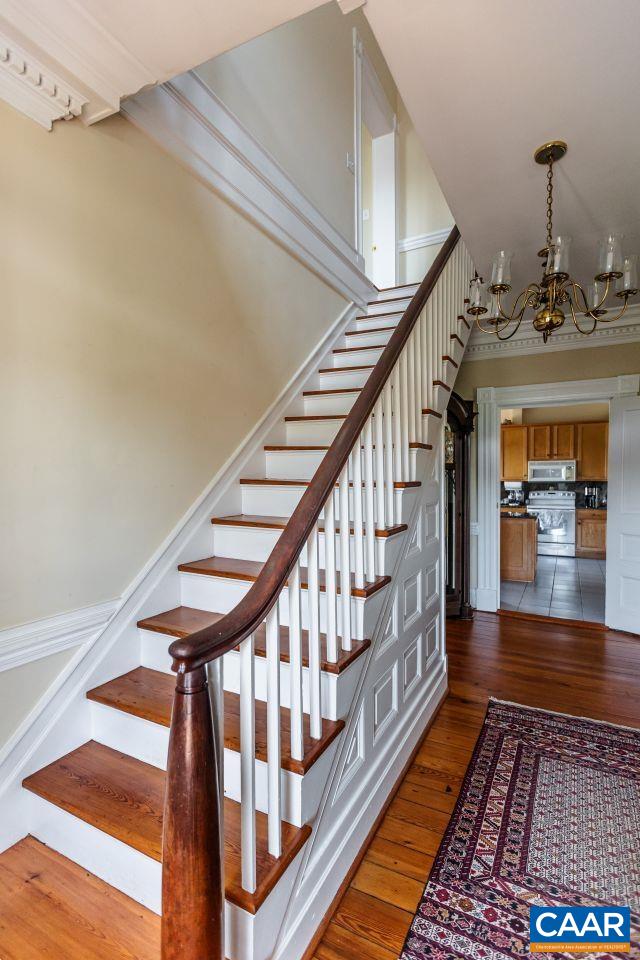 1024 SUNSET DR, AMHERST, Virginia 24521, 4 Bedrooms Bedrooms, ,4 BathroomsBathrooms,Residential,14,1024 SUNSET DR,681791 MLS # 681791 1024 SUNSET DR, AMHERST, Virginia 24521, 4 Bedrooms Bedrooms, ,4 BathroomsBathrooms,Residential,14,1024 SUNSET DR,681791 MLS # 681791
