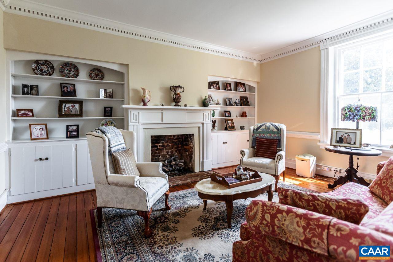 1024 SUNSET DR, AMHERST, Virginia 24521, 4 Bedrooms Bedrooms, ,4 BathroomsBathrooms,Residential,14,1024 SUNSET DR,681791 MLS # 681791 1024 SUNSET DR, AMHERST, Virginia 24521, 4 Bedrooms Bedrooms, ,4 BathroomsBathrooms,Residential,14,1024 SUNSET DR,681791 MLS # 681791