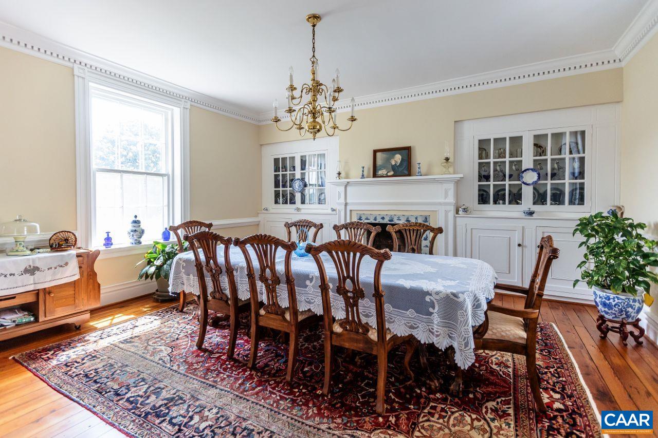 1024 SUNSET DR, AMHERST, Virginia 24521, 4 Bedrooms Bedrooms, ,4 BathroomsBathrooms,Residential,14,1024 SUNSET DR,681791 MLS # 681791 1024 SUNSET DR, AMHERST, Virginia 24521, 4 Bedrooms Bedrooms, ,4 BathroomsBathrooms,Residential,14,1024 SUNSET DR,681791 MLS # 681791