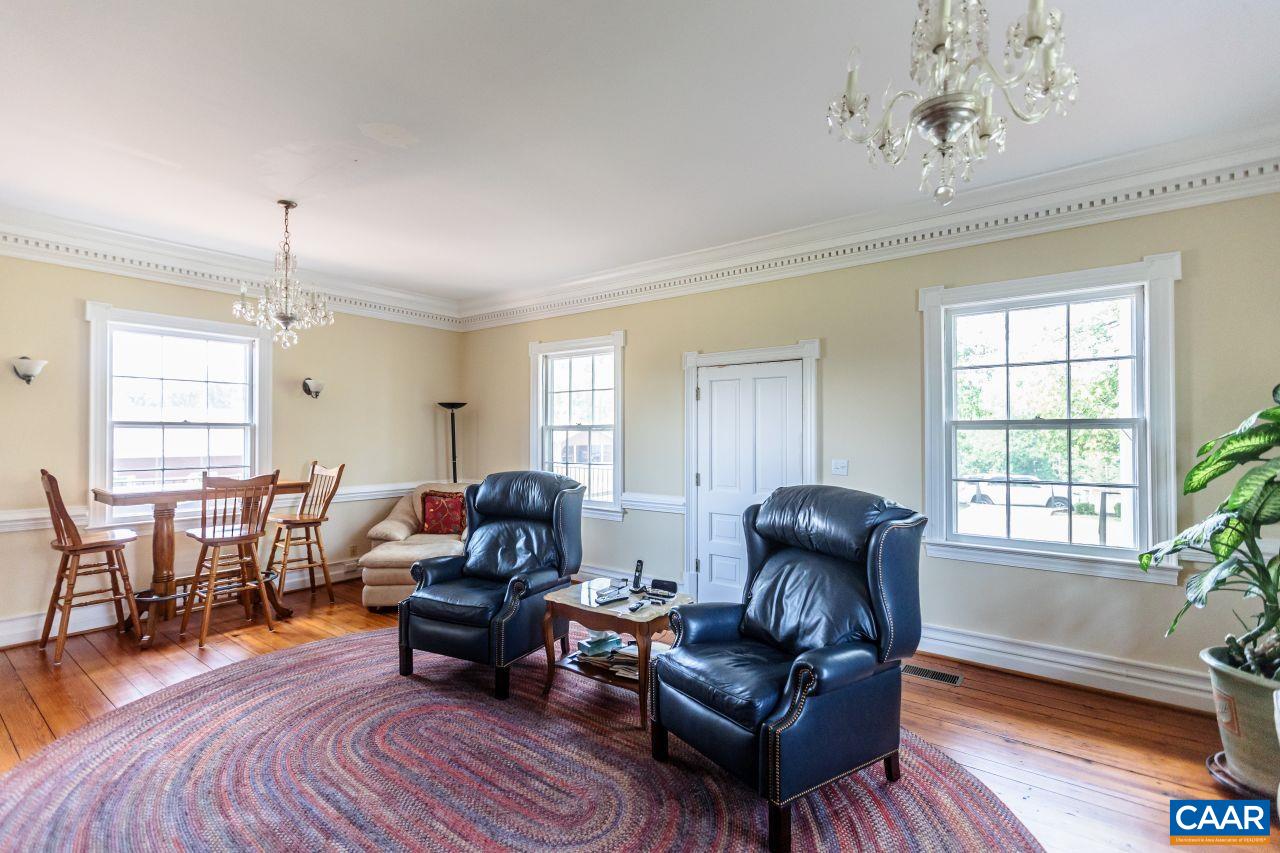 1024 SUNSET DR, AMHERST, Virginia 24521, 4 Bedrooms Bedrooms, ,4 BathroomsBathrooms,Residential,14,1024 SUNSET DR,681791 MLS # 681791 1024 SUNSET DR, AMHERST, Virginia 24521, 4 Bedrooms Bedrooms, ,4 BathroomsBathrooms,Residential,14,1024 SUNSET DR,681791 MLS # 681791