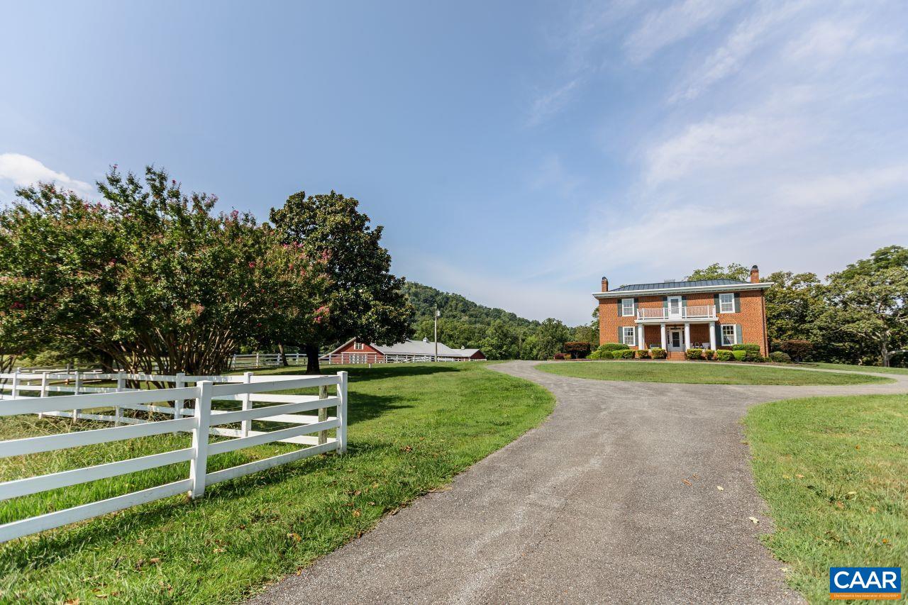 1024 SUNSET DR, AMHERST, Virginia 24521, 4 Bedrooms Bedrooms, ,4 BathroomsBathrooms,Residential,14,1024 SUNSET DR,681791 MLS # 681791 1024 SUNSET DR, AMHERST, Virginia 24521, 4 Bedrooms Bedrooms, ,4 BathroomsBathrooms,Residential,14,1024 SUNSET DR,681791 MLS # 681791