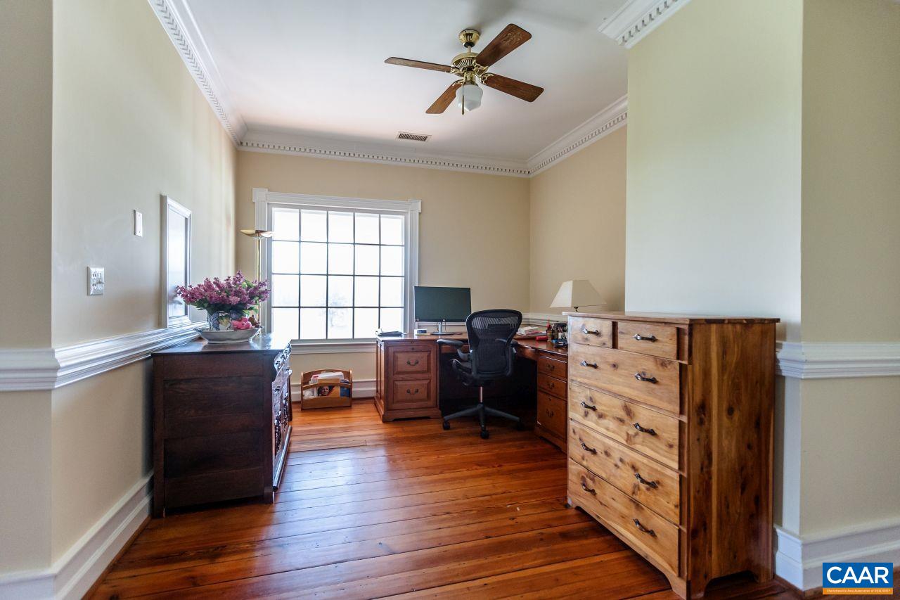 1024 SUNSET DR, AMHERST, Virginia 24521, 4 Bedrooms Bedrooms, ,4 BathroomsBathrooms,Residential,14,1024 SUNSET DR,681791 MLS # 681791 1024 SUNSET DR, AMHERST, Virginia 24521, 4 Bedrooms Bedrooms, ,4 BathroomsBathrooms,Residential,14,1024 SUNSET DR,681791 MLS # 681791