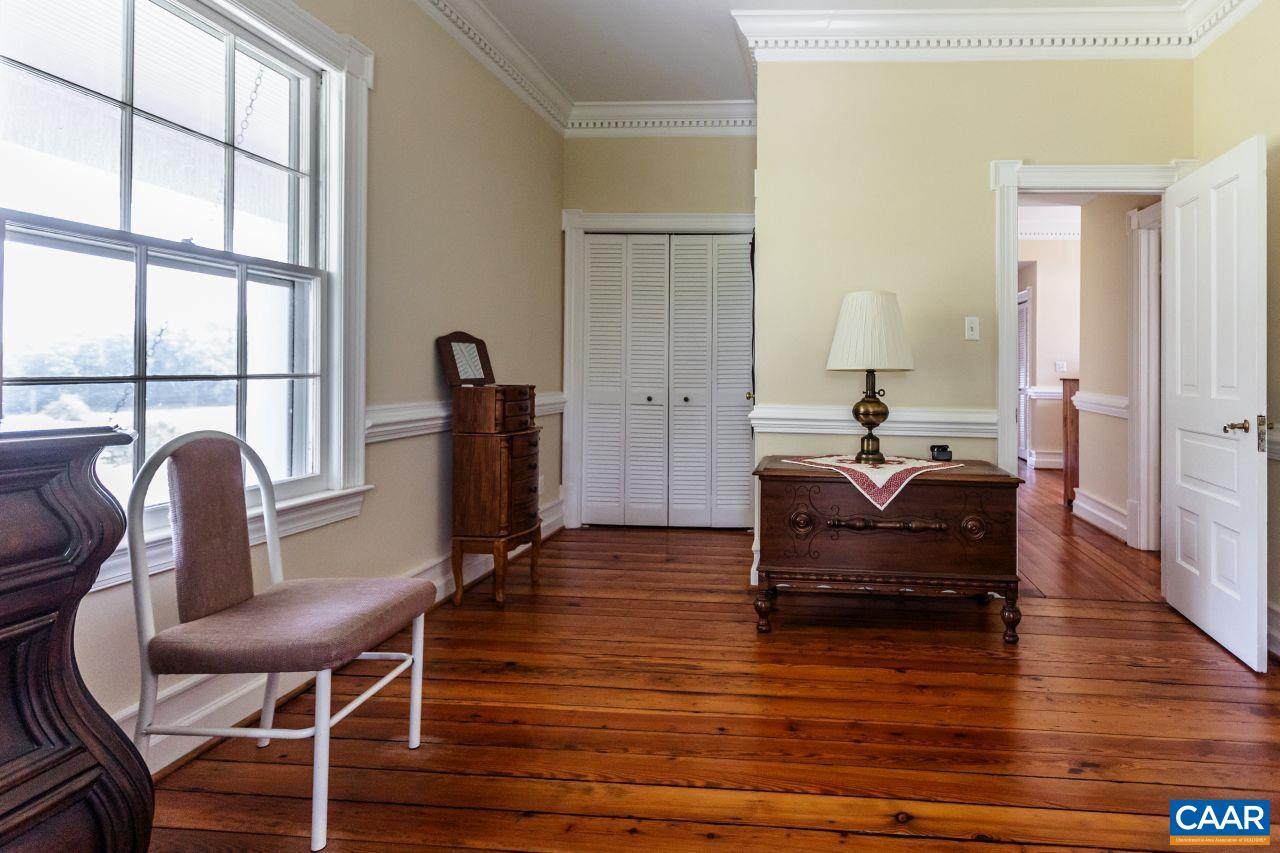 1024 SUNSET DR, AMHERST, Virginia 24521, 4 Bedrooms Bedrooms, ,4 BathroomsBathrooms,Residential,14,1024 SUNSET DR,681791 MLS # 681791 1024 SUNSET DR, AMHERST, Virginia 24521, 4 Bedrooms Bedrooms, ,4 BathroomsBathrooms,Residential,14,1024 SUNSET DR,681791 MLS # 681791