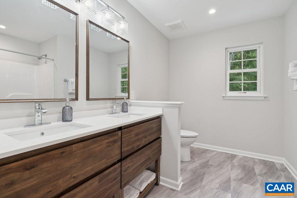 6414 JEFFERSON MILL RD, SCOTTSVILLE, Virginia 24590, 5 Bedrooms Bedrooms, ,3 BathroomsBathrooms,Residential,14,6414 JEFFERSON MILL RD,682081 MLS # 682081 6414 JEFFERSON MILL RD, SCOTTSVILLE, Virginia 24590, 5 Bedrooms Bedrooms, ,3 BathroomsBathrooms,Residential,14,6414 JEFFERSON MILL RD,682081 MLS # 682081