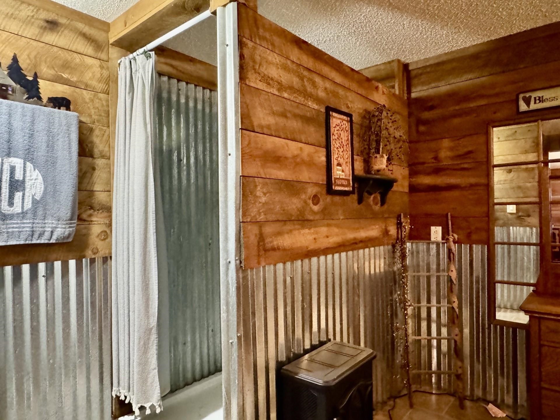 5904 SPRING HILL RD, BRIDGEWATER, Virginia 22812, 3 Bedrooms Bedrooms, ,2 BathroomsBathrooms,Residential,14,5904 SPRING HILL RD,682109 MLS # 682109