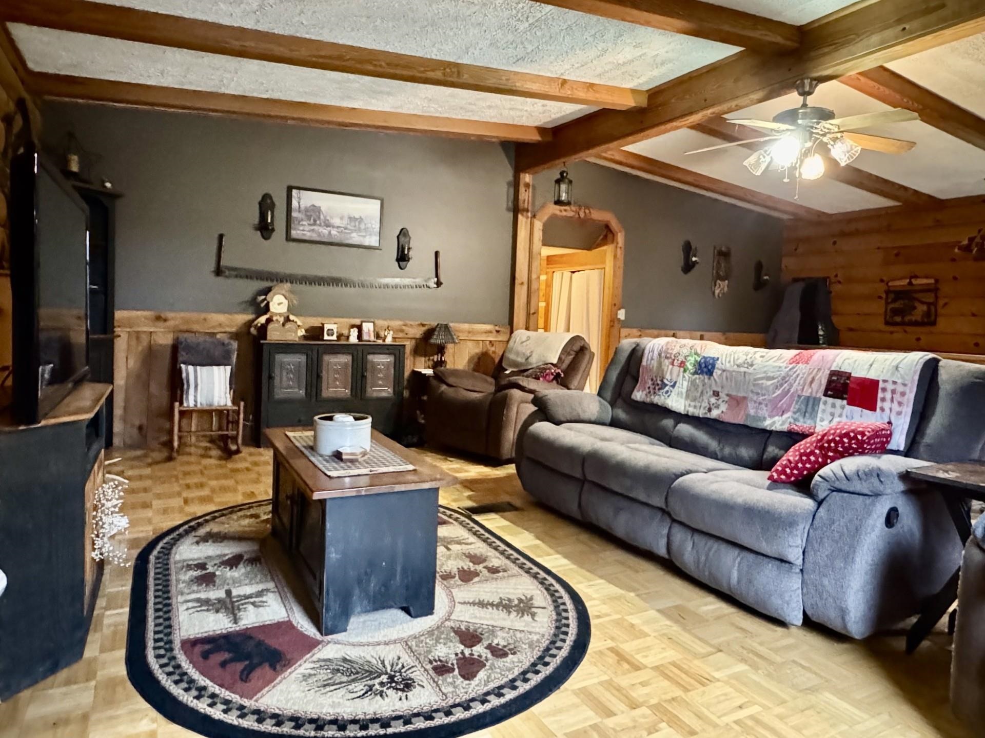 5904 SPRING HILL RD, BRIDGEWATER, Virginia 22812, 3 Bedrooms Bedrooms, ,2 BathroomsBathrooms,Residential,14,5904 SPRING HILL RD,682109 MLS # 682109