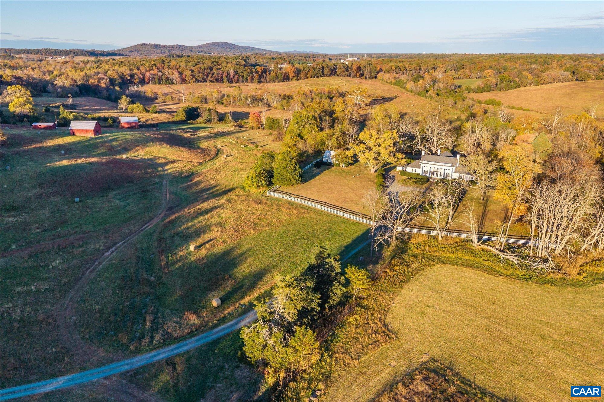 7877 MEADOWS FARM RD, GORDONSVILLE, Virginia 22942, 5 Bedrooms Bedrooms, ,3 BathroomsBathrooms,Residential,14,7877 MEADOWS FARM RD,682320 MLS # 682320 7877 MEADOWS FARM RD, GORDONSVILLE, Virginia 22942, 5 Bedrooms Bedrooms, ,3 BathroomsBathrooms,Residential,14,7877 MEADOWS FARM RD,682320 MLS # 682320