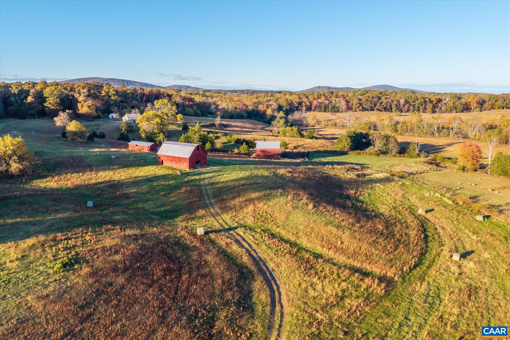 7877 MEADOWS FARM RD, GORDONSVILLE, Virginia 22942, 5 Bedrooms Bedrooms, ,3 BathroomsBathrooms,Residential,14,7877 MEADOWS FARM RD,682320 MLS # 682320 7877 MEADOWS FARM RD, GORDONSVILLE, Virginia 22942, 5 Bedrooms Bedrooms, ,3 BathroomsBathrooms,Residential,14,7877 MEADOWS FARM RD,682320 MLS # 682320