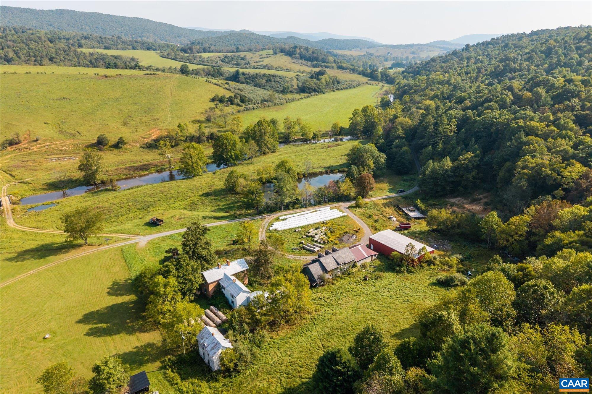 964 CRYSTAL SPRINGS DR, BLAND, Virginia 24315, 5 Bedrooms Bedrooms, ,2 BathroomsBathrooms,Residential,14,964 CRYSTAL SPRINGS DR,682373 MLS # 682373 964 CRYSTAL SPRINGS DR, BLAND, Virginia 24315, 5 Bedrooms Bedrooms, ,2 BathroomsBathrooms,Residential,14,964 CRYSTAL SPRINGS DR,682373 MLS # 682373