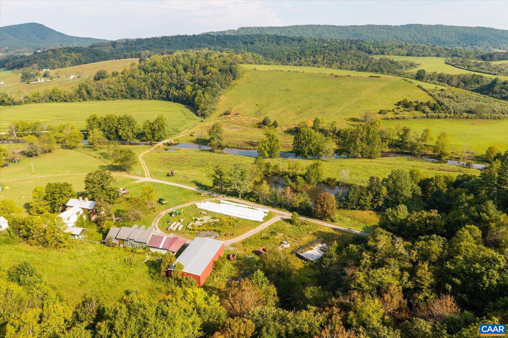 964 CRYSTAL SPRINGS DR, BLAND, Virginia 24315, 5 Bedrooms Bedrooms, ,2 BathroomsBathrooms,Residential,14,964 CRYSTAL SPRINGS DR,682373 MLS # 682373 964 CRYSTAL SPRINGS DR, BLAND, Virginia 24315, 5 Bedrooms Bedrooms, ,2 BathroomsBathrooms,Residential,14,964 CRYSTAL SPRINGS DR,682373 MLS # 682373