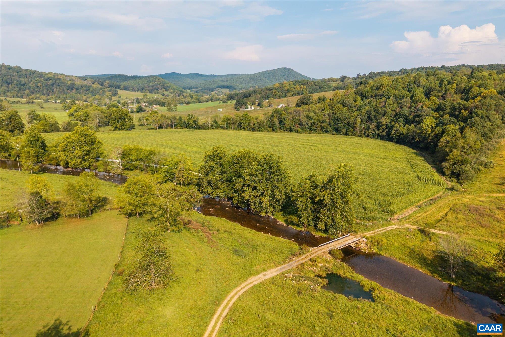 964 CRYSTAL SPRINGS DR, BLAND, Virginia 24315, 5 Bedrooms Bedrooms, ,2 BathroomsBathrooms,Residential,14,964 CRYSTAL SPRINGS DR,682373 MLS # 682373 964 CRYSTAL SPRINGS DR, BLAND, Virginia 24315, 5 Bedrooms Bedrooms, ,2 BathroomsBathrooms,Residential,14,964 CRYSTAL SPRINGS DR,682373 MLS # 682373