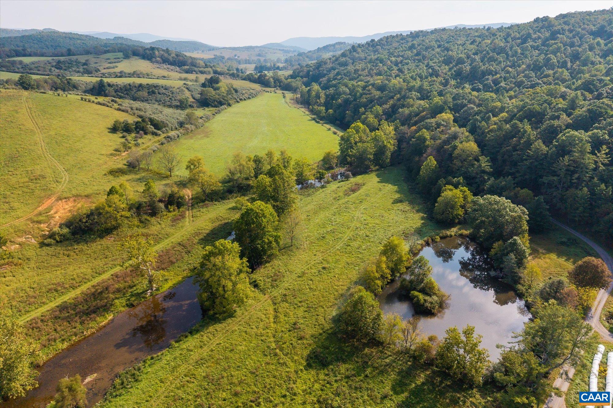 964 CRYSTAL SPRINGS DR, BLAND, Virginia 24315, 5 Bedrooms Bedrooms, ,2 BathroomsBathrooms,Residential,14,964 CRYSTAL SPRINGS DR,682373 MLS # 682373 964 CRYSTAL SPRINGS DR, BLAND, Virginia 24315, 5 Bedrooms Bedrooms, ,2 BathroomsBathrooms,Residential,14,964 CRYSTAL SPRINGS DR,682373 MLS # 682373