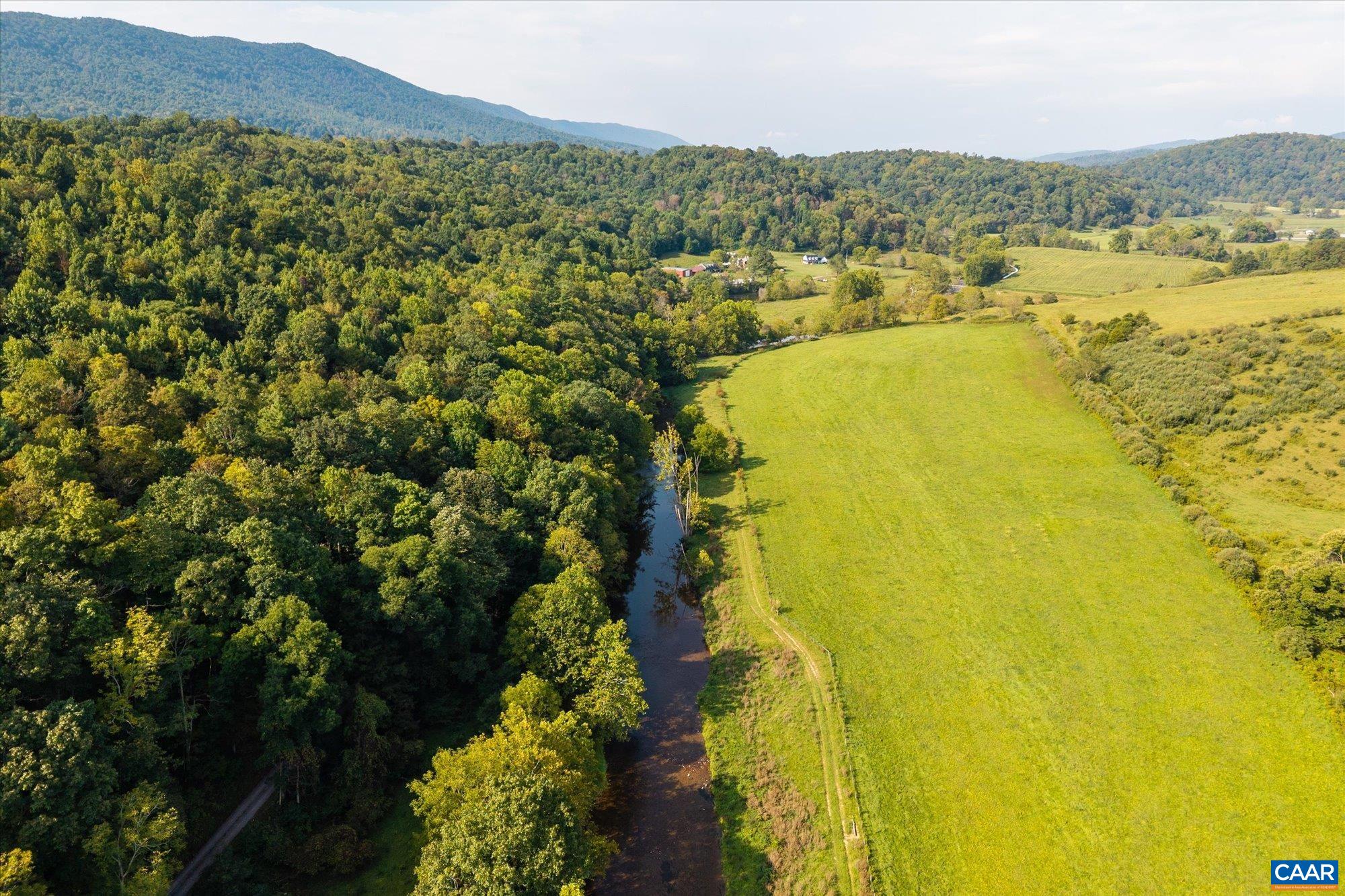 964 CRYSTAL SPRINGS DR, BLAND, Virginia 24315, 5 Bedrooms Bedrooms, ,2 BathroomsBathrooms,Residential,14,964 CRYSTAL SPRINGS DR,682373 MLS # 682373 964 CRYSTAL SPRINGS DR, BLAND, Virginia 24315, 5 Bedrooms Bedrooms, ,2 BathroomsBathrooms,Residential,14,964 CRYSTAL SPRINGS DR,682373 MLS # 682373