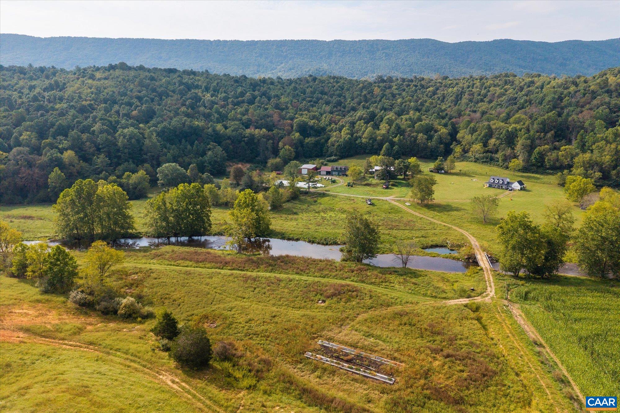 964 CRYSTAL SPRINGS DR, BLAND, Virginia 24315, 5 Bedrooms Bedrooms, ,2 BathroomsBathrooms,Residential,14,964 CRYSTAL SPRINGS DR,682373 MLS # 682373 964 CRYSTAL SPRINGS DR, BLAND, Virginia 24315, 5 Bedrooms Bedrooms, ,2 BathroomsBathrooms,Residential,14,964 CRYSTAL SPRINGS DR,682373 MLS # 682373