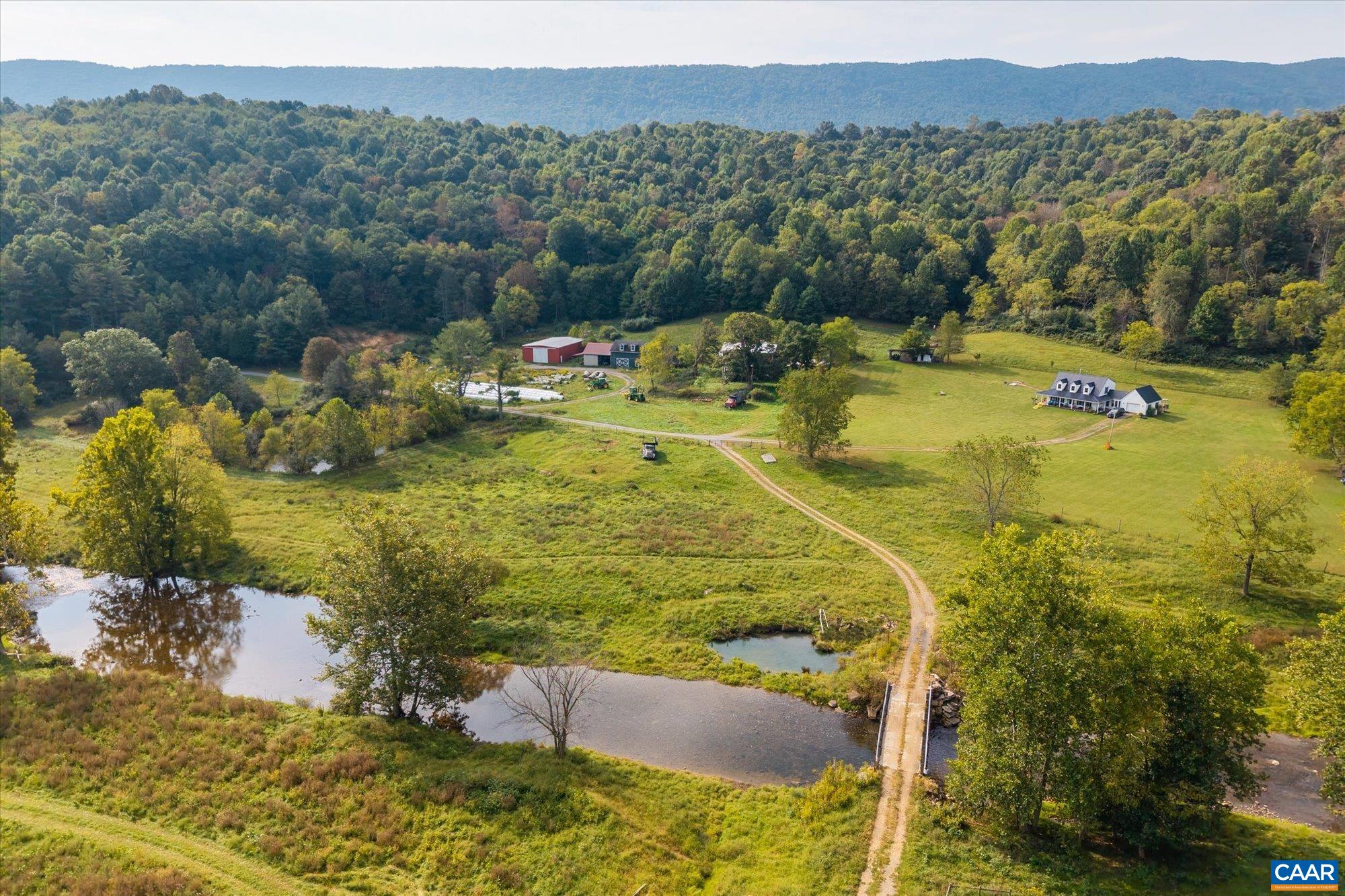 964 CRYSTAL SPRINGS DR, BLAND, Virginia 24315, 5 Bedrooms Bedrooms, ,2 BathroomsBathrooms,Residential,14,964 CRYSTAL SPRINGS DR,682373 MLS # 682373 964 CRYSTAL SPRINGS DR, BLAND, Virginia 24315, 5 Bedrooms Bedrooms, ,2 BathroomsBathrooms,Residential,14,964 CRYSTAL SPRINGS DR,682373 MLS # 682373