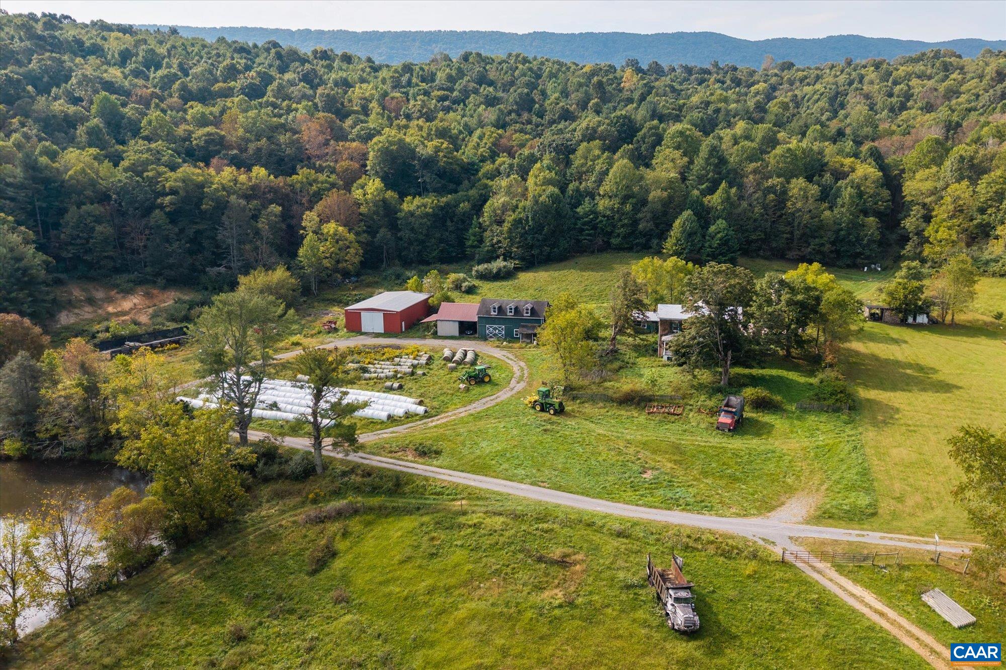 964 CRYSTAL SPRINGS DR, BLAND, Virginia 24315, 5 Bedrooms Bedrooms, ,2 BathroomsBathrooms,Residential,14,964 CRYSTAL SPRINGS DR,682373 MLS # 682373 964 CRYSTAL SPRINGS DR, BLAND, Virginia 24315, 5 Bedrooms Bedrooms, ,2 BathroomsBathrooms,Residential,14,964 CRYSTAL SPRINGS DR,682373 MLS # 682373