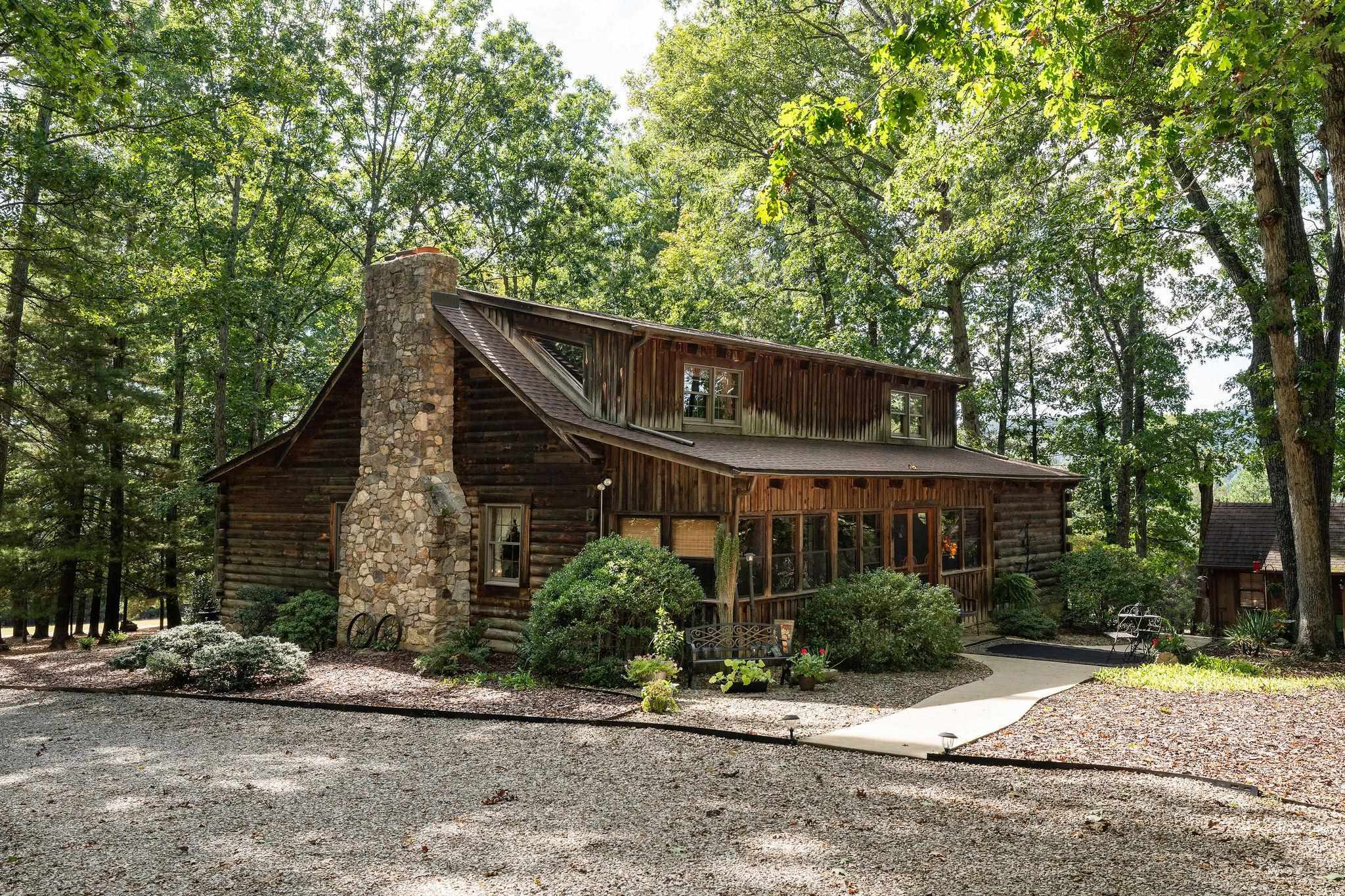 115 MELODY LN, VESUVIUS, Virginia 24483, 3 Bedrooms Bedrooms, ,3 BathroomsBathrooms,Residential,14,115 MELODY LN,682356 MLS # 682356 115 MELODY LN, VESUVIUS, Virginia 24483, 3 Bedrooms Bedrooms, ,3 BathroomsBathrooms,Residential,14,115 MELODY LN,682356 MLS # 682356