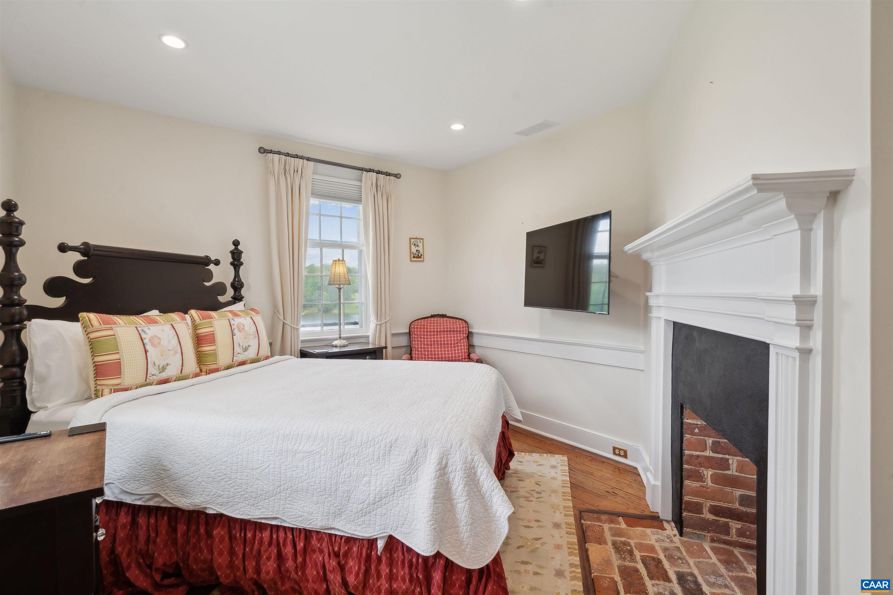 Address not available!, 8 Bedrooms Bedrooms, ,7 BathroomsBathrooms,Residential,14,6687 BLENHEIM RD,682369 MLS # 682369