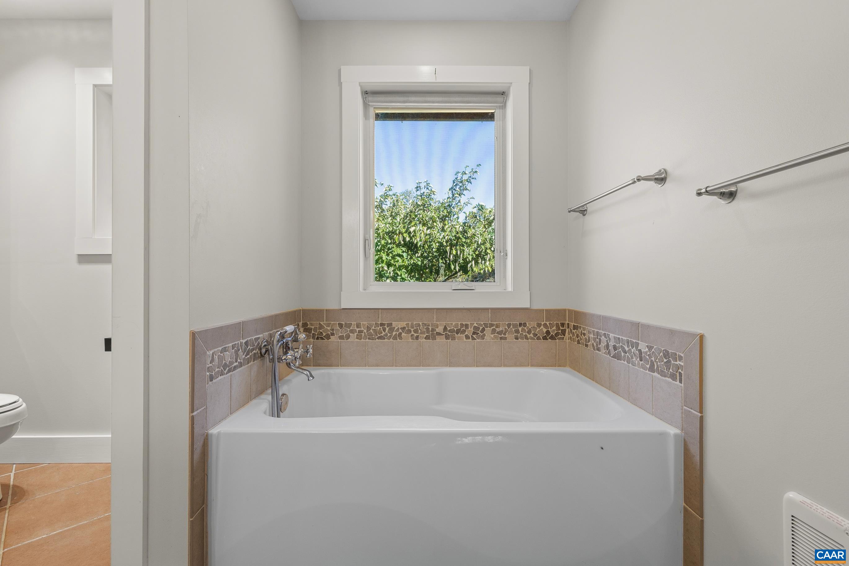 3795 FIVE FORKS LN, BARBOURSVILLE, Virginia 22923, 3 Bedrooms Bedrooms, ,2 BathroomsBathrooms,Residential,14,3795 FIVE FORKS LN,682409 MLS # 682409