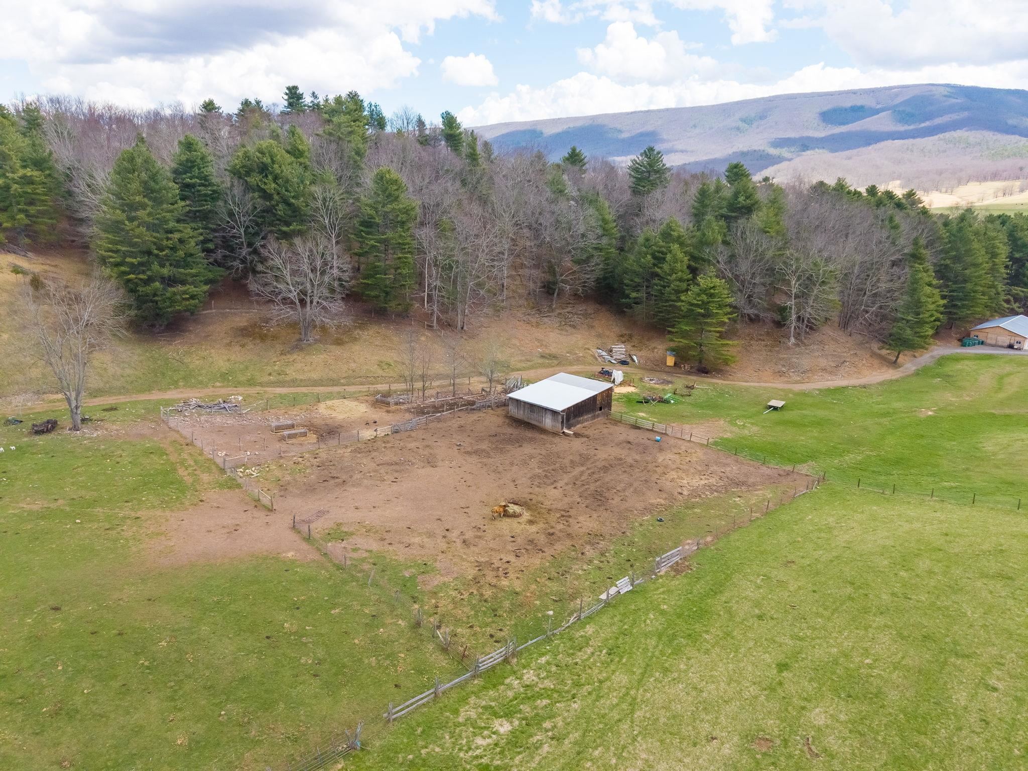 3356 JACKSON RIVER RD, MONTEREY, Virginia 24465, 3 Bedrooms Bedrooms, ,3 BathroomsBathrooms,Residential,14,3356 JACKSON RIVER RD,675365 MLS # 675365