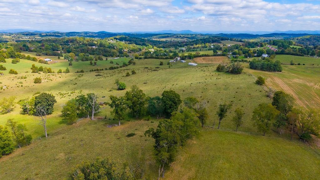 3346 SPRING HILL RD, STAUNTON, Virginia 24401, ,Farm,14,3346 SPRING HILL RD,682456 MLS # 682456 3346 SPRING HILL RD, STAUNTON, Virginia 24401, ,Farm,14,3346 SPRING HILL RD,682456 MLS # 682456
