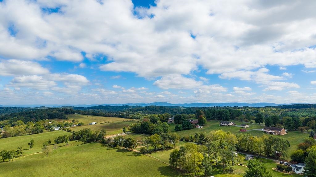 3346 SPRING HILL RD, STAUNTON, Virginia 24401, ,Farm,14,3346 SPRING HILL RD,682456 MLS # 682456 3346 SPRING HILL RD, STAUNTON, Virginia 24401, ,Farm,14,3346 SPRING HILL RD,682456 MLS # 682456