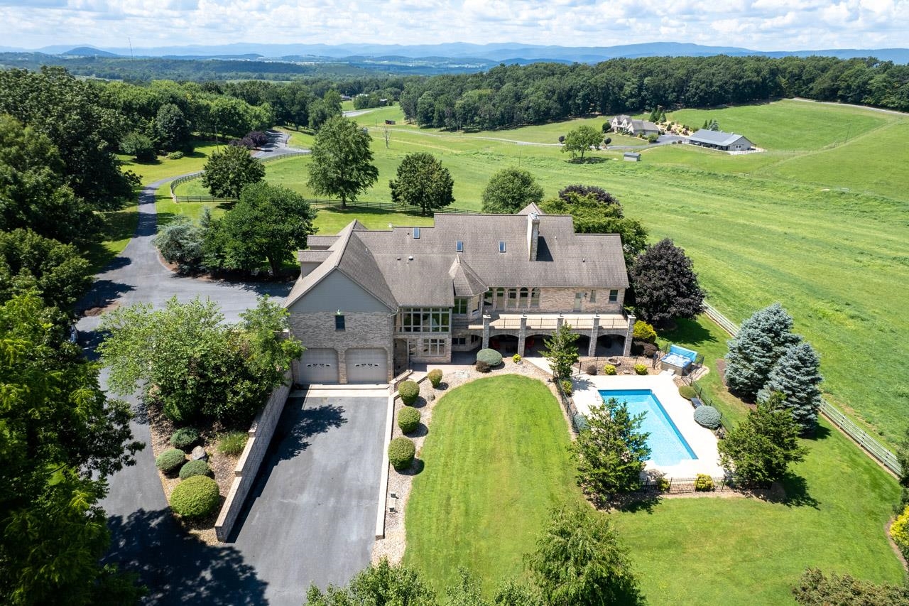 5090 SPRINGHOUSE CIR, ROCKINGHAM, Virginia 22802, 6 Bedrooms Bedrooms, ,5 BathroomsBathrooms,Residential,14,5090 SPRINGHOUSE CIR,682457 MLS # 682457 5090 SPRINGHOUSE CIR, ROCKINGHAM, Virginia 22802, 6 Bedrooms Bedrooms, ,5 BathroomsBathrooms,Residential,14,5090 SPRINGHOUSE CIR,682457 MLS # 682457