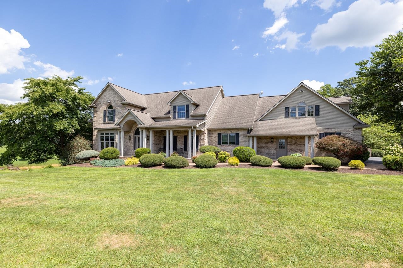 5090 SPRINGHOUSE CIR, ROCKINGHAM, Virginia 22802, 6 Bedrooms Bedrooms, ,5 BathroomsBathrooms,Residential,14,5090 SPRINGHOUSE CIR,682457 MLS # 682457 5090 SPRINGHOUSE CIR, ROCKINGHAM, Virginia 22802, 6 Bedrooms Bedrooms, ,5 BathroomsBathrooms,Residential,14,5090 SPRINGHOUSE CIR,682457 MLS # 682457