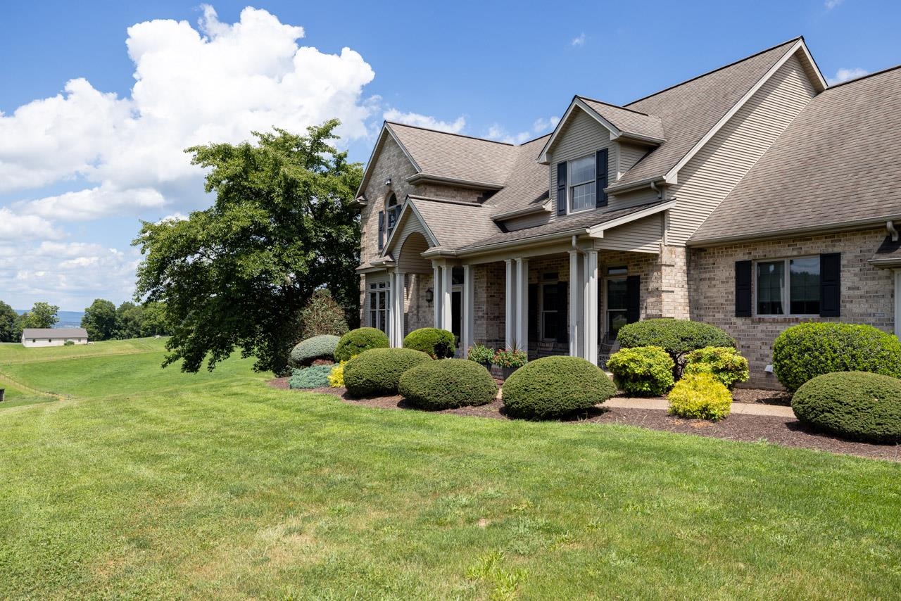 5090 SPRINGHOUSE CIR, ROCKINGHAM, Virginia 22802, 6 Bedrooms Bedrooms, ,5 BathroomsBathrooms,Residential,14,5090 SPRINGHOUSE CIR,682457 MLS # 682457 5090 SPRINGHOUSE CIR, ROCKINGHAM, Virginia 22802, 6 Bedrooms Bedrooms, ,5 BathroomsBathrooms,Residential,14,5090 SPRINGHOUSE CIR,682457 MLS # 682457