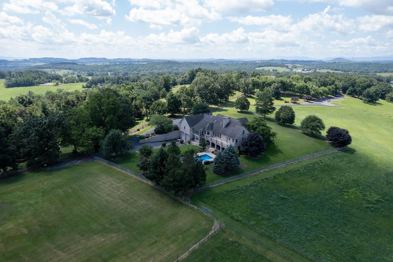 5090 SPRINGHOUSE CIR, ROCKINGHAM, Virginia 22802, 6 Bedrooms Bedrooms, ,5 BathroomsBathrooms,Residential,14,5090 SPRINGHOUSE CIR,682457 MLS # 682457 5090 SPRINGHOUSE CIR, ROCKINGHAM, Virginia 22802, 6 Bedrooms Bedrooms, ,5 BathroomsBathrooms,Residential,14,5090 SPRINGHOUSE CIR,682457 MLS # 682457