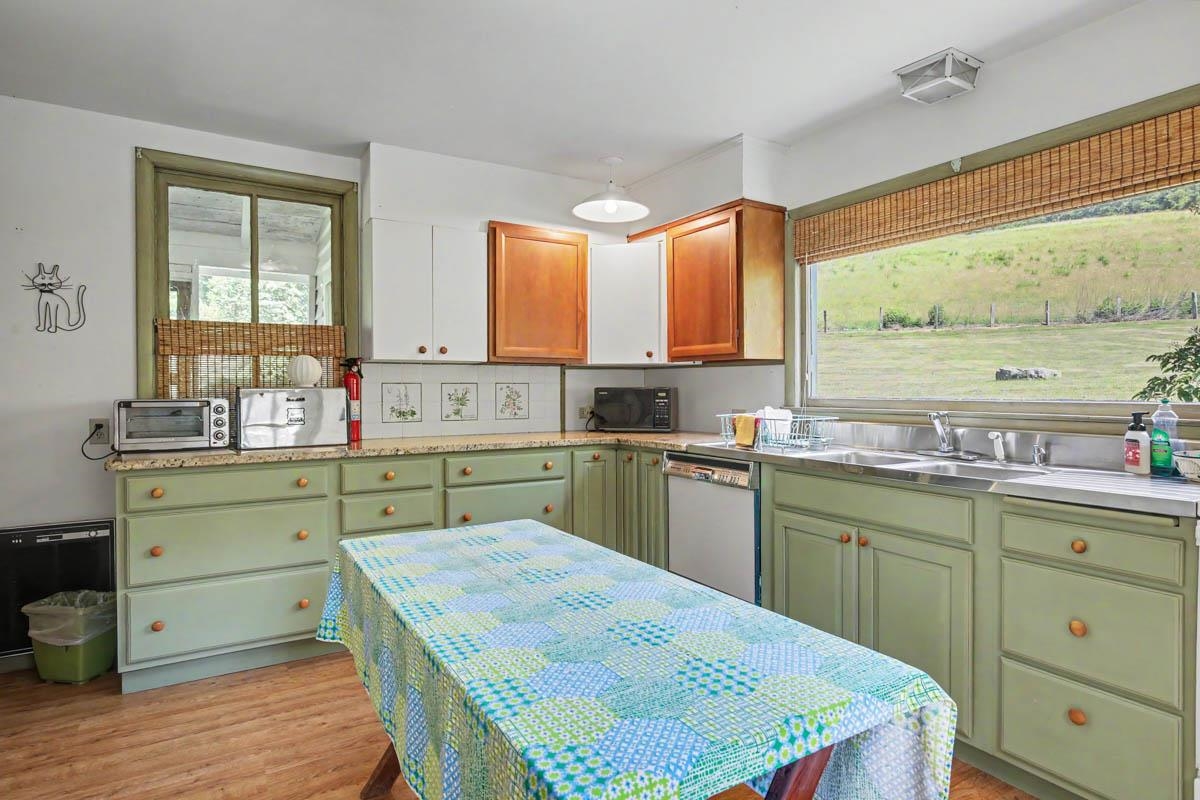 531 LOWLAND FARMS RD, HOT SPRINGS, Virginia 24445, 4 Bedrooms Bedrooms, ,3 BathroomsBathrooms,Residential,14,531 LOWLAND FARMS RD,679992 MLS # 679992