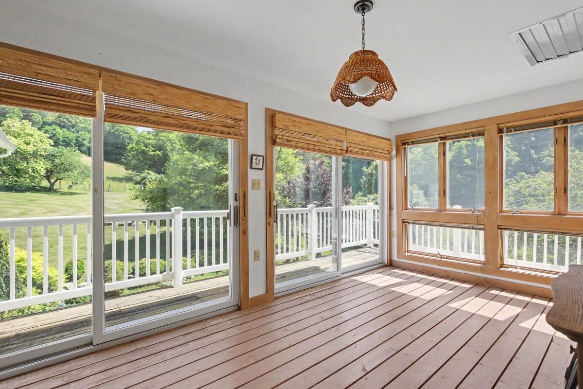 531 LOWLAND FARMS RD, HOT SPRINGS, Virginia 24445, 4 Bedrooms Bedrooms, ,3 BathroomsBathrooms,Residential,14,531 LOWLAND FARMS RD,679992 MLS # 679992