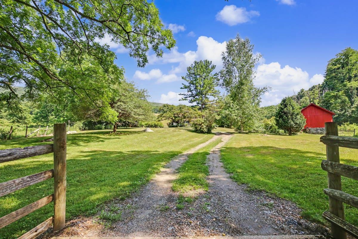 531 LOWLAND FARMS RD, HOT SPRINGS, Virginia 24445, 4 Bedrooms Bedrooms, ,3 BathroomsBathrooms,Residential,14,531 LOWLAND FARMS RD,679992 MLS # 679992