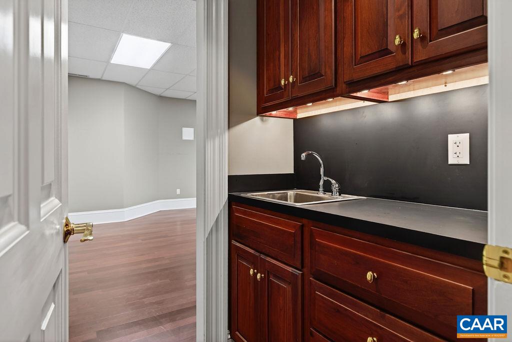 2611 BRYANT MOUNTAIN RD, ROSELAND, Virginia 22967, 3 Bedrooms Bedrooms, ,2 BathroomsBathrooms,Residential,14,2611 BRYANT MOUNTAIN RD,674507 MLS # 674507 2611 BRYANT MOUNTAIN RD, ROSELAND, Virginia 22967, 3 Bedrooms Bedrooms, ,2 BathroomsBathrooms,Residential,14,2611 BRYANT MOUNTAIN RD,674507 MLS # 674507