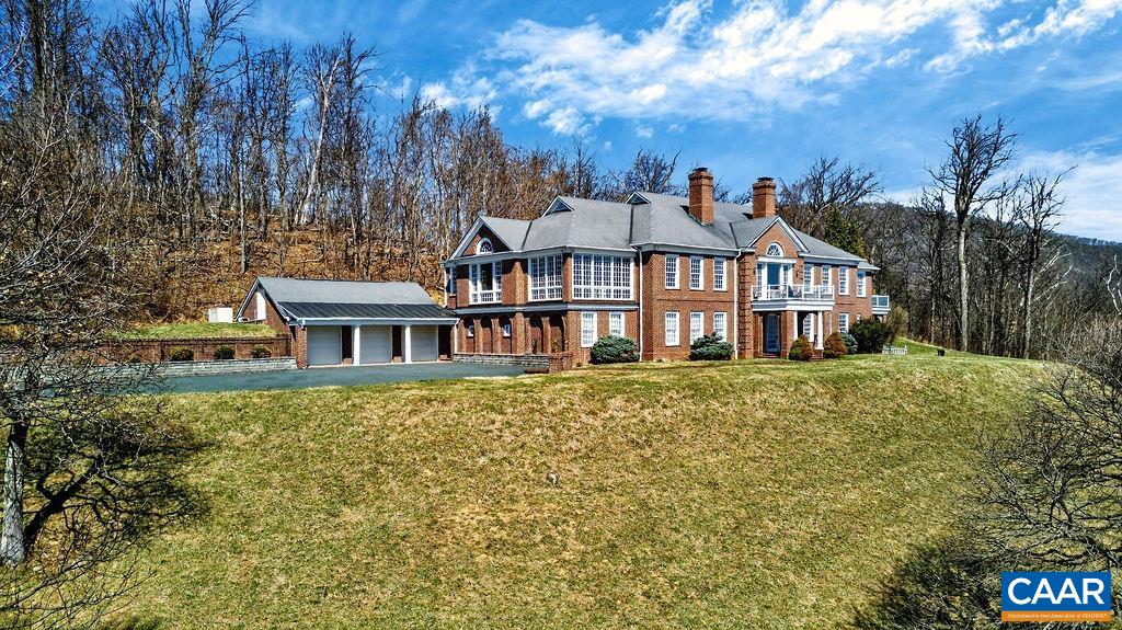 2611 BRYANT MOUNTAIN RD, ROSELAND, Virginia 22967, 3 Bedrooms Bedrooms, ,2 BathroomsBathrooms,Residential,14,2611 BRYANT MOUNTAIN RD,674507 MLS # 674507 2611 BRYANT MOUNTAIN RD, ROSELAND, Virginia 22967, 3 Bedrooms Bedrooms, ,2 BathroomsBathrooms,Residential,14,2611 BRYANT MOUNTAIN RD,674507 MLS # 674507