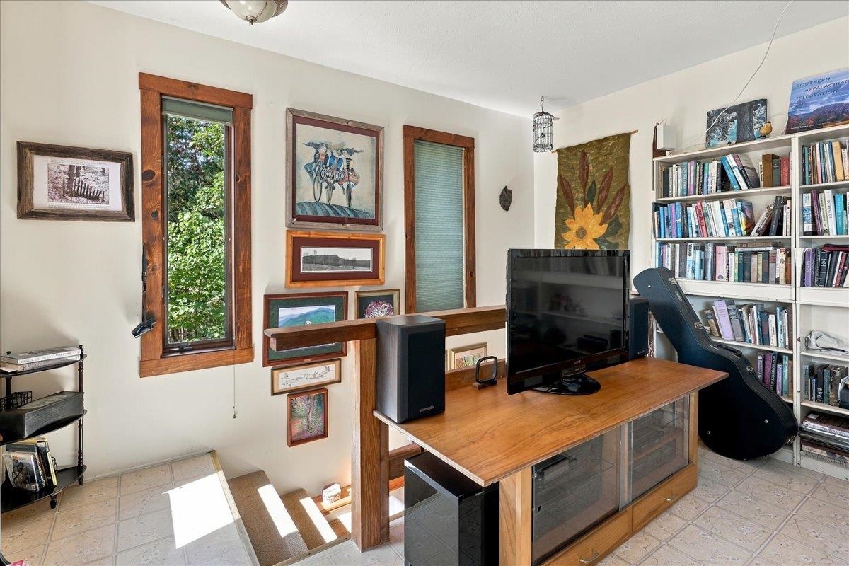 10375 GENOA RD, FULKS RUN, Virginia 22830, 1 Bedroom Bedrooms, ,2 BathroomsBathrooms,Residential,14,10375 GENOA RD,682680 MLS # 682680 10375 GENOA RD, FULKS RUN, Virginia 22830, 1 Bedroom Bedrooms, ,2 BathroomsBathrooms,Residential,14,10375 GENOA RD,682680 MLS # 682680